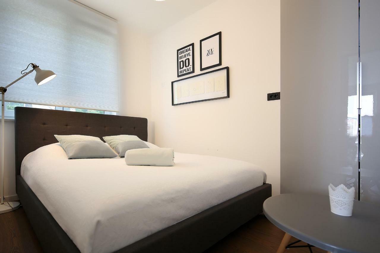 The View Luxury Apartment Dramalj Exterior photo