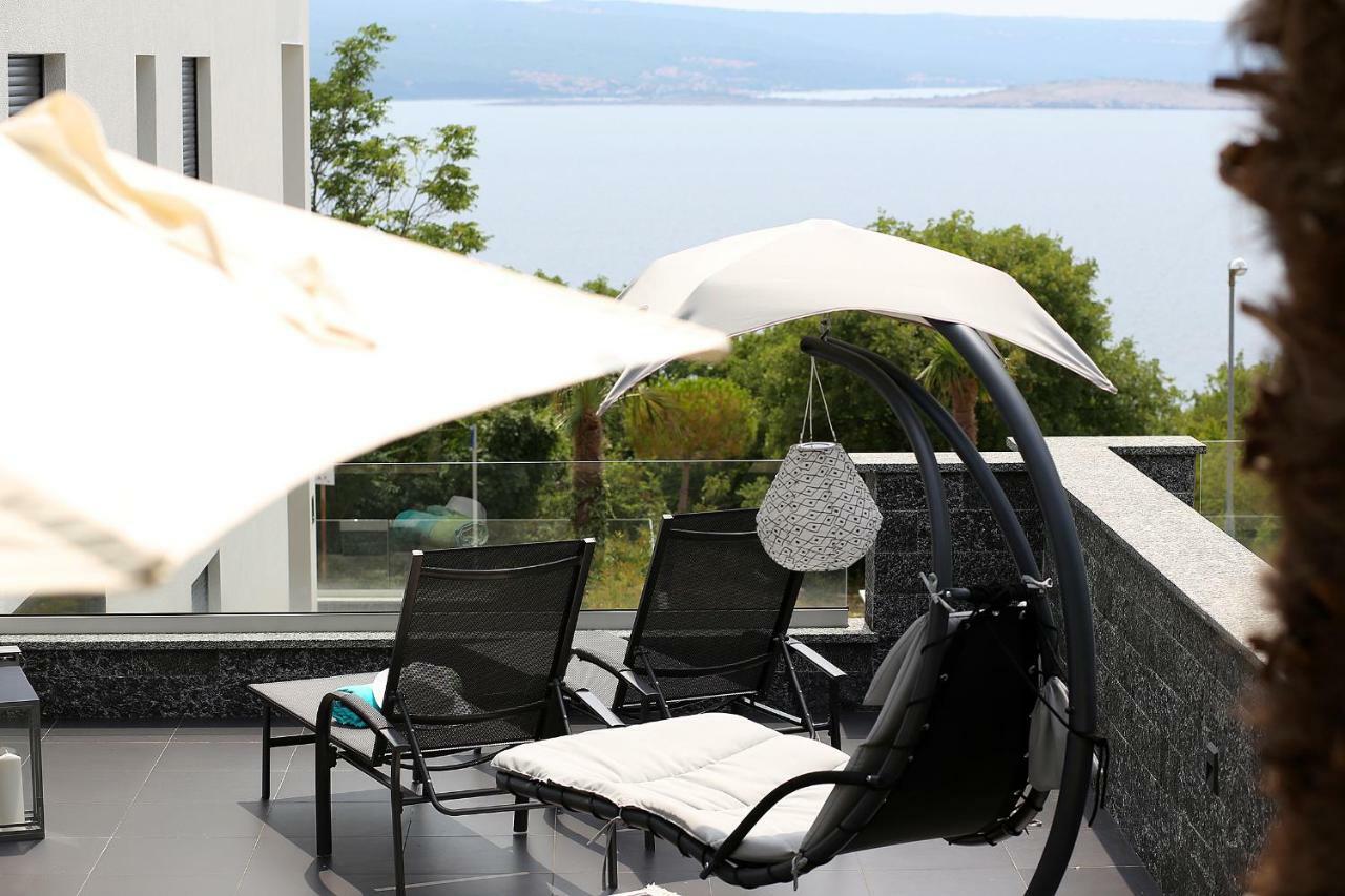 The View Luxury Apartment Dramalj Exterior photo