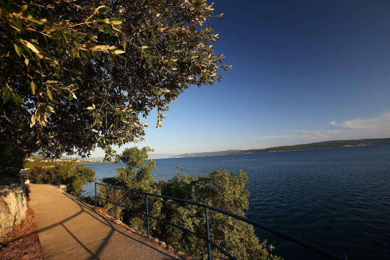 The View Luxury Apartment Dramalj Exterior photo